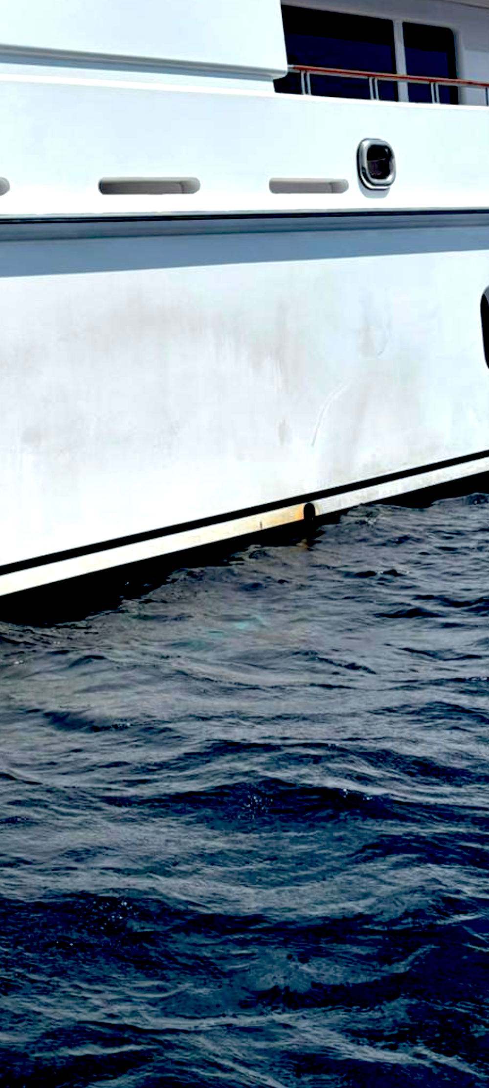 Dirty Bitts™ – The All Rounder - Black Streaks, Bilges, Dirty Hulls -Positive Carbon Offset